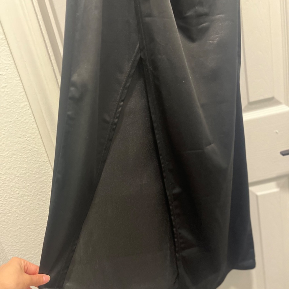 Dress - Picture 4 of 6